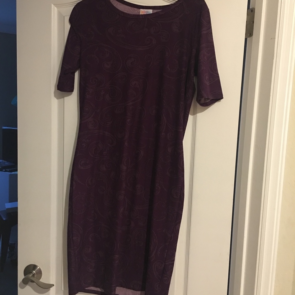 EUC Medium Lularoe Julia